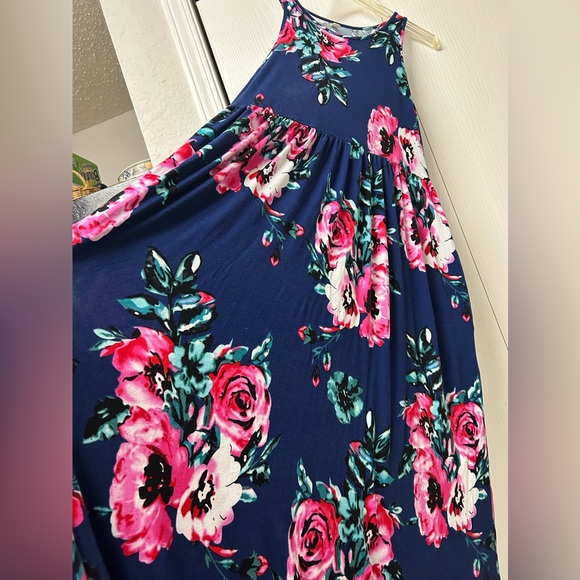 Women’s Floral Print Long Dress w/ Pockets Size 2X - Picture 1 of 5